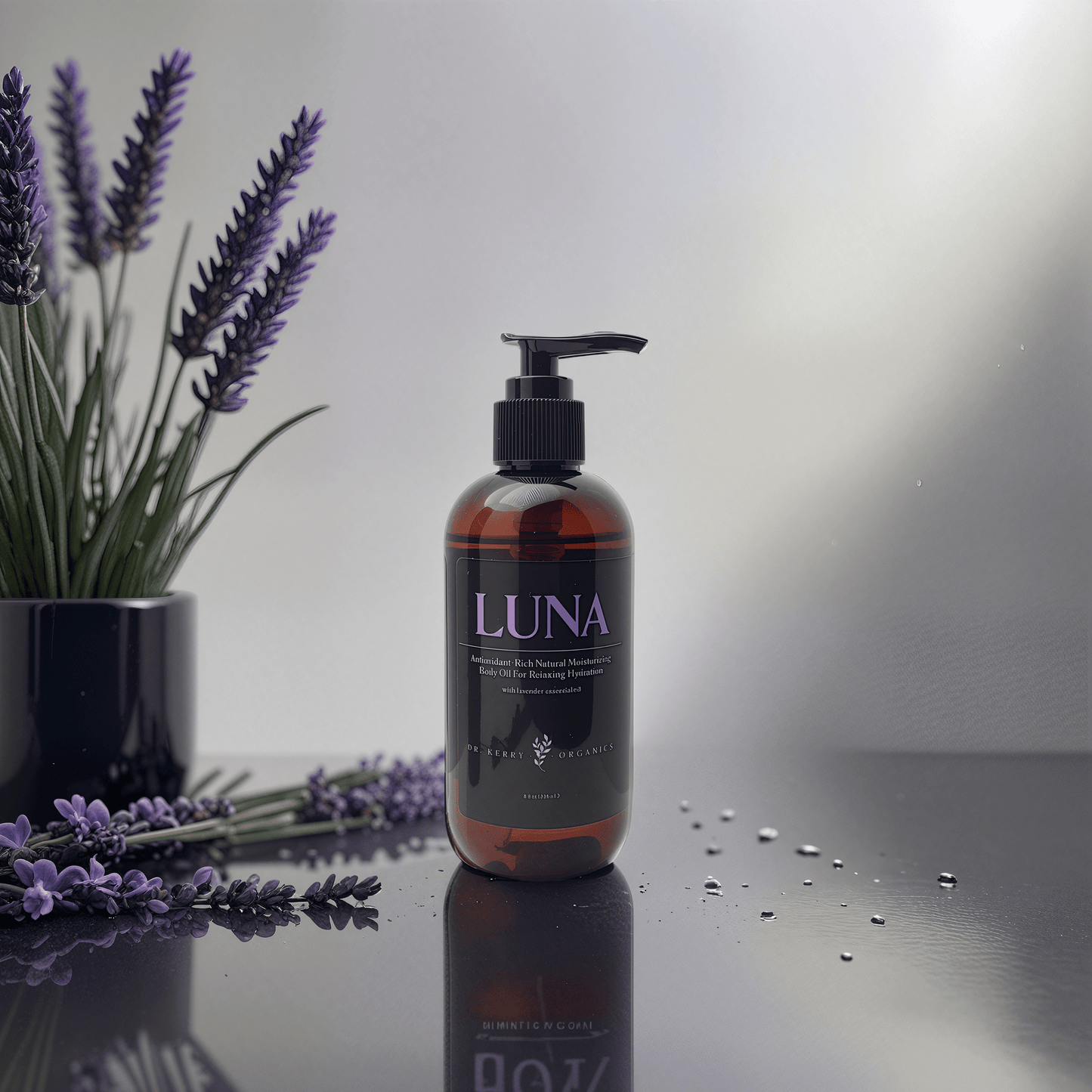 LUNA - Moisturizing Formula with Lavender Fragrance: This oil is designed to provide intense hydration and nourishment for dry and damaged skin.